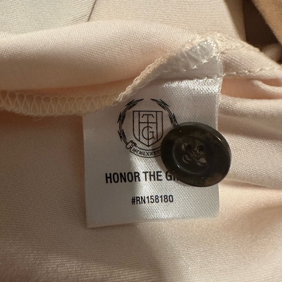 Honor The Gift Beige Button- silk Down Shirt with Embroidered Detail NWT Size S - Picture 3 of 6